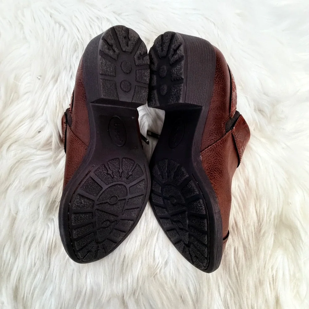 B.O.C. Cate Brown Floral Embossed Ankle Booties Shooties Z47306 Size 6.5M